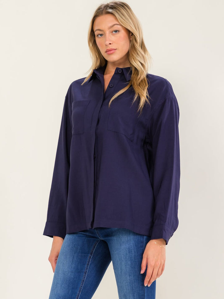 WOMEN'S LONG SLEEVE BUTTON UP FRONT POCKETS BLOUSE