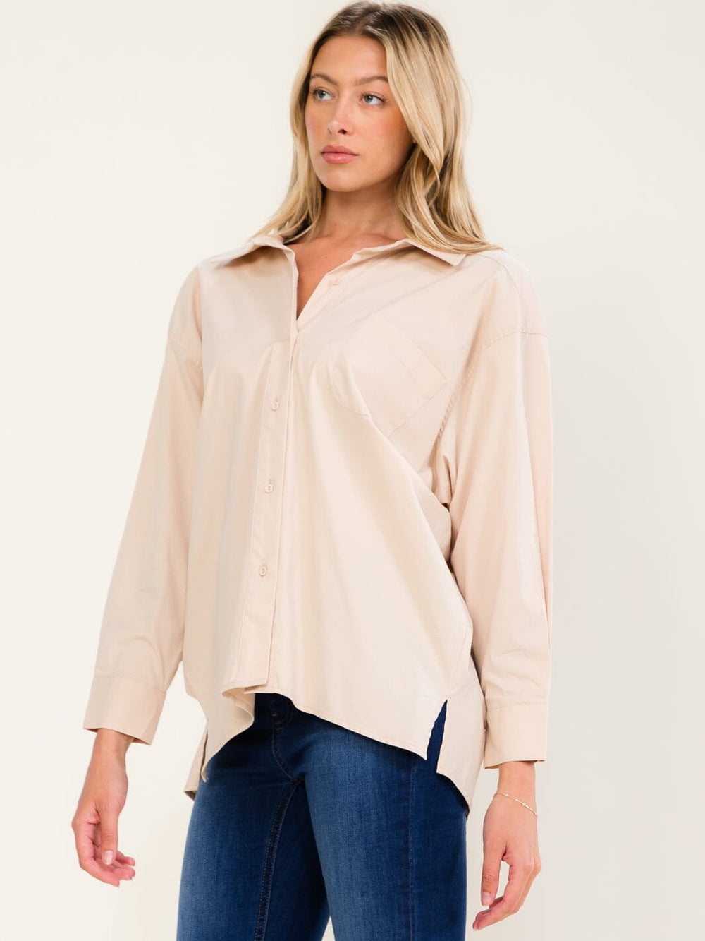 WOMEN'S LONG SLEEVE BUTTON UP FRONT POCKET COLLAR BLOUSE