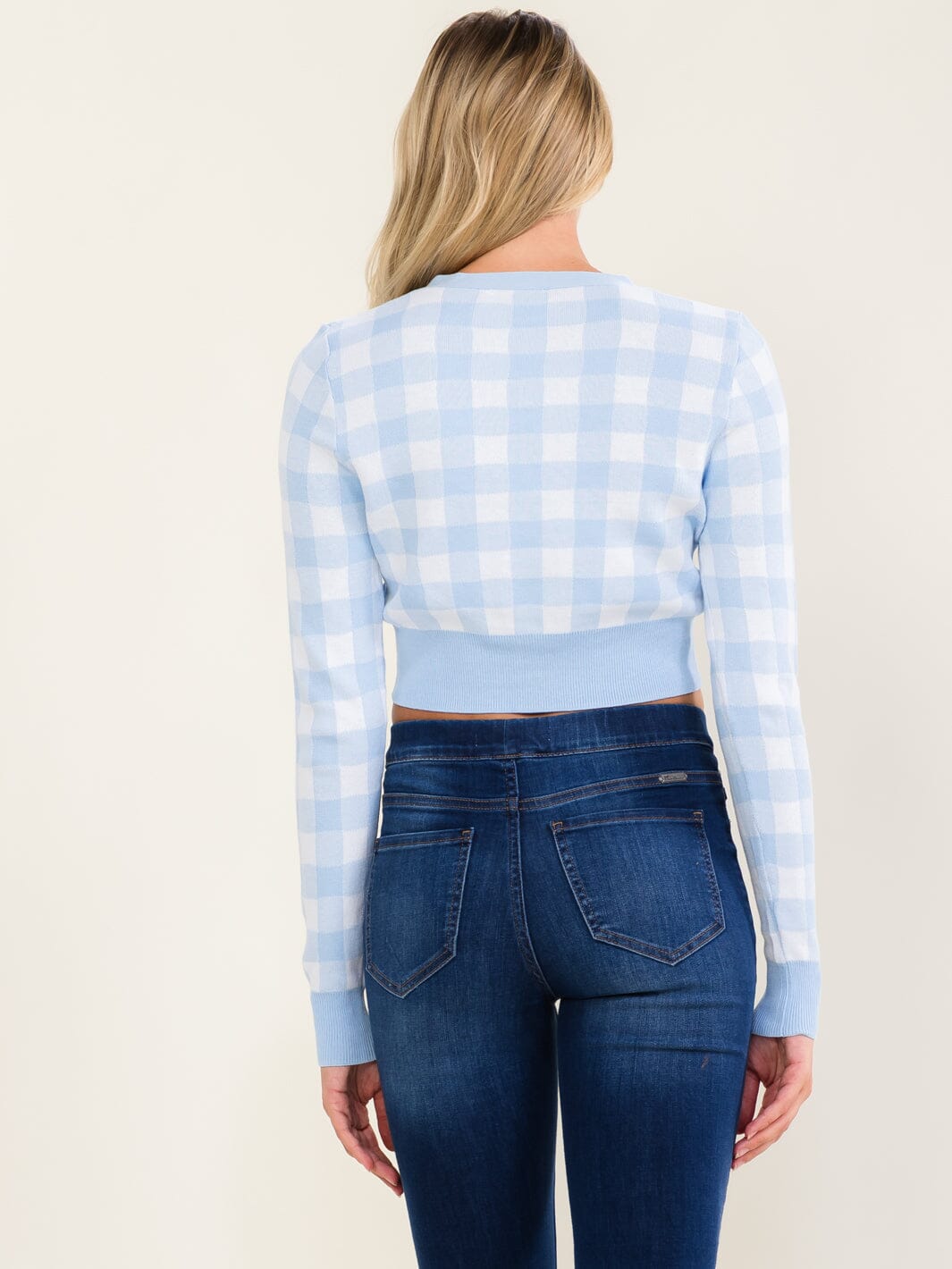 WOMEN'S LONG SLEEVE V-NECK BUTTON UP CROP SWEATER
