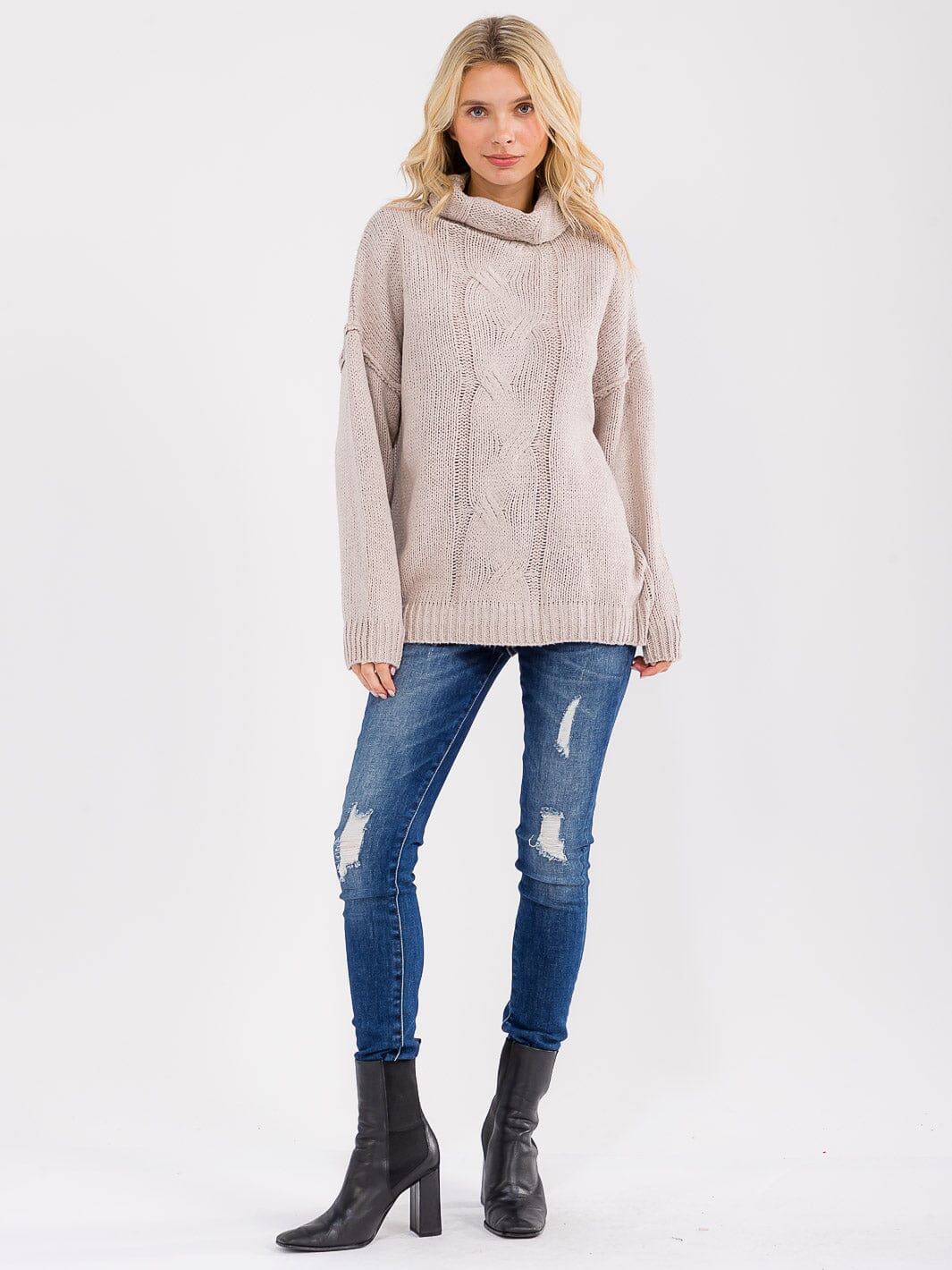 WOMEN'S LONG SLEEVE TURTLE NECK KNIT PULLOVER SWEATER