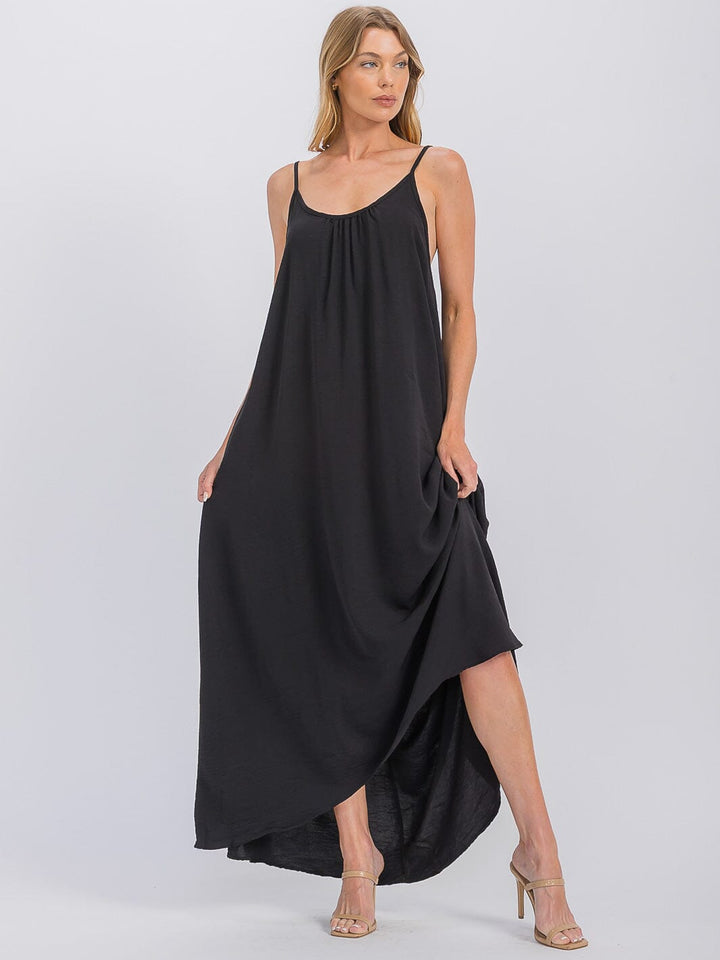 WOMEN'S SLEEVELESS OPEN BACK HIGH-LOW MAXI DRESS