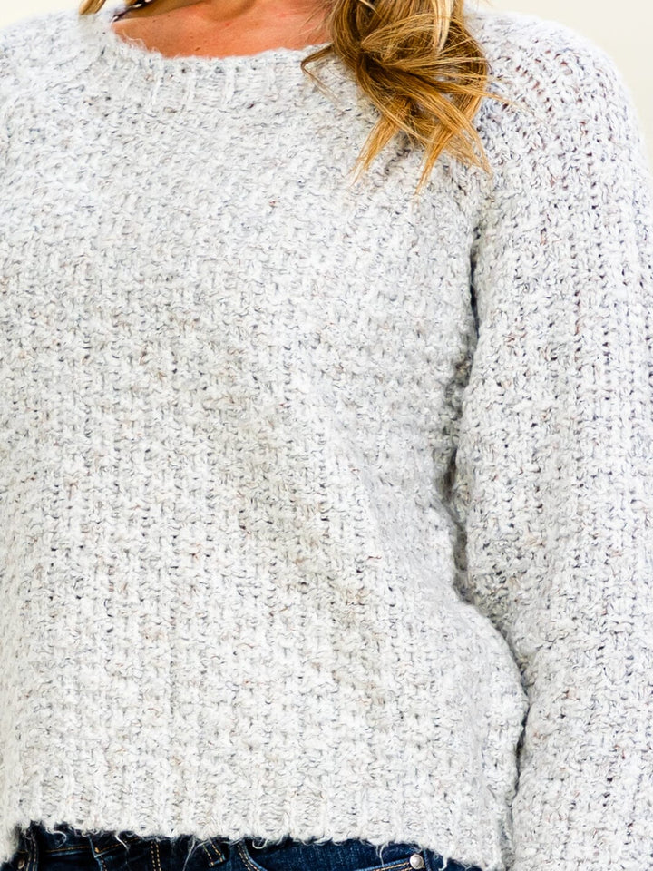 WOMEN'S LONG SLEEVE KNIT PULLOVER SWEATER