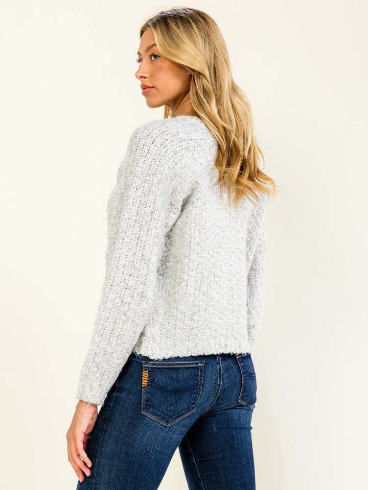 WOMEN'S LONG SLEEVE KNIT PULLOVER SWEATER