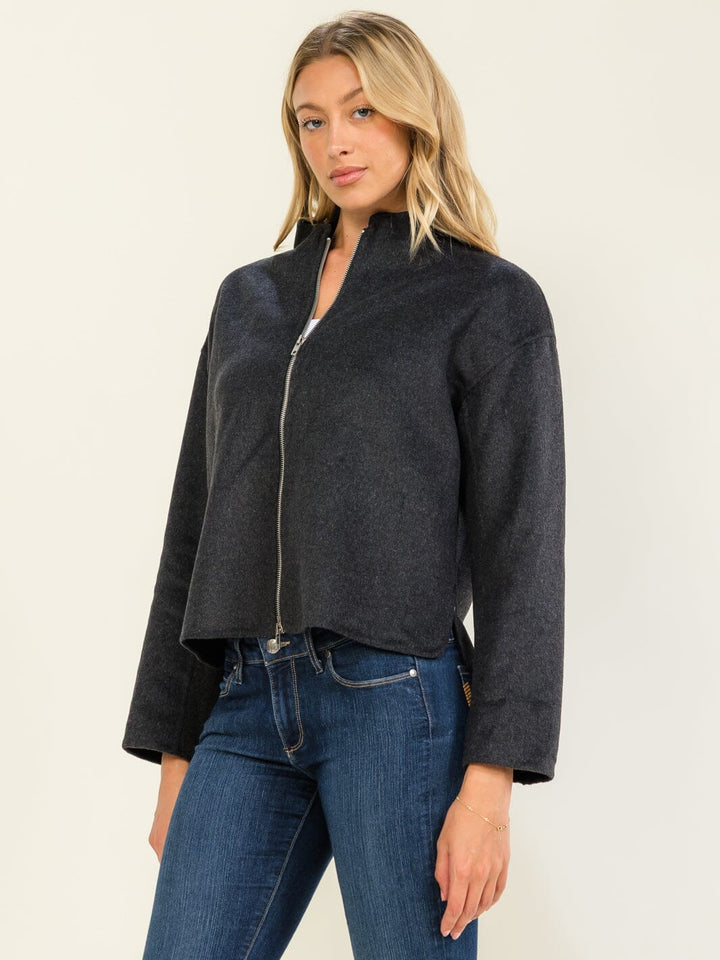 WOMEN'S LONG SLEEVE ZIPPER CLOSURE JACKETS