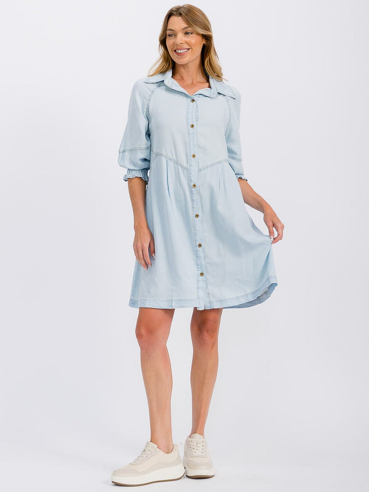 WOMEN'S 3/4 SLEEVE FRONT POCKET BUTTON CLOSURE CHAMBRAY MINI DRESS