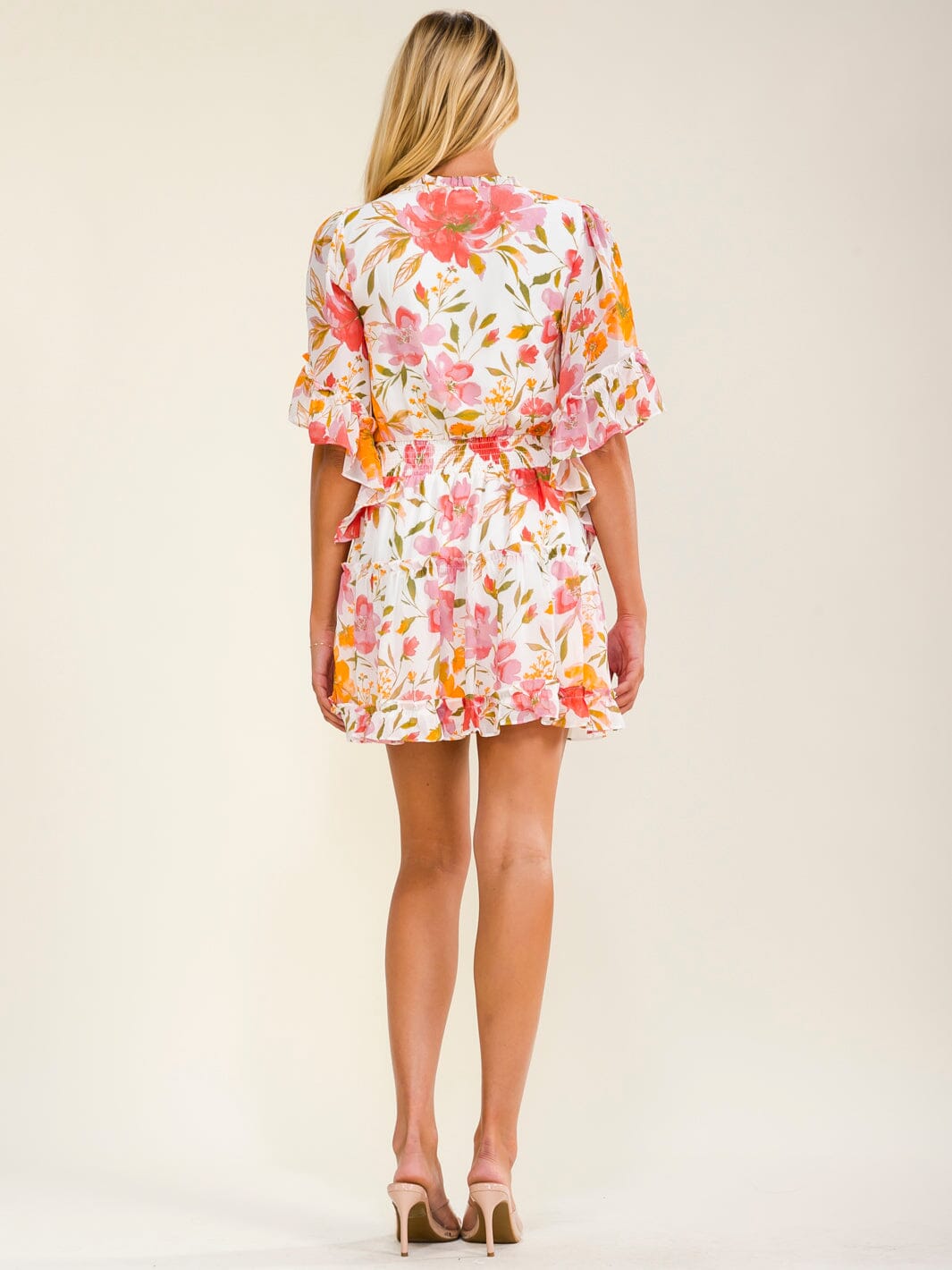WOMEN'S SHORT RUFFLE SLEEVE V-NECK SMOCK WAIST FLORAL MINI DRESS