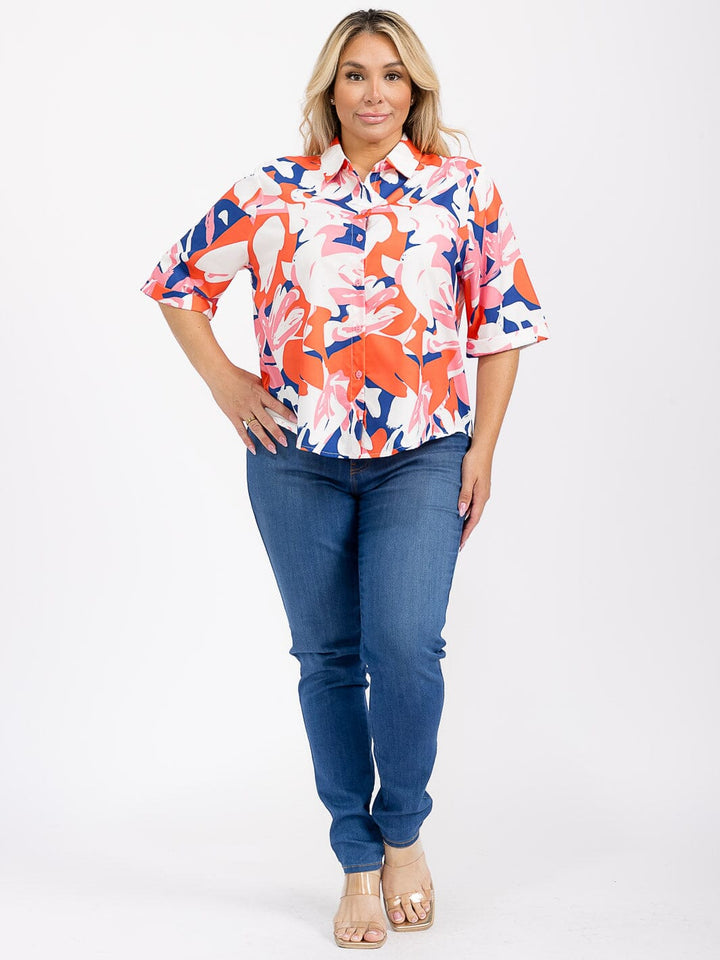 PLUS SIZE SHORT SLEEVE BUTTON UP GRAPHIC HIGH-LOW BLOUSE