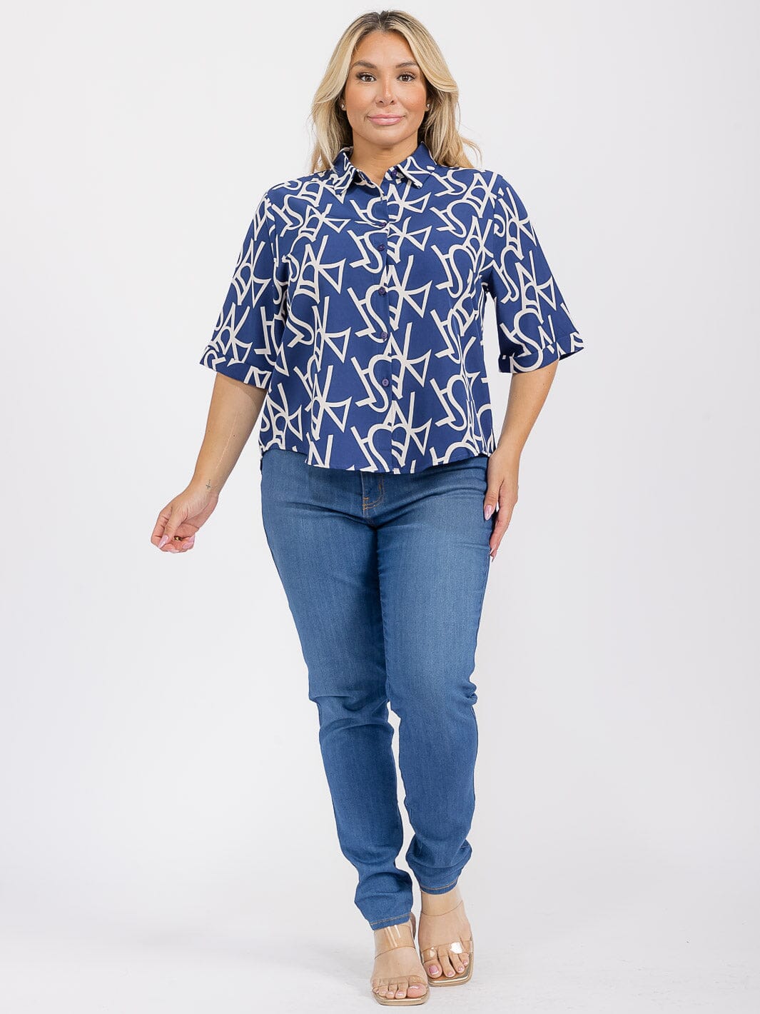 PLUS SIZE SHORT SLEEVE BUTTON UP GRAPHIC HIGH-LOW BLOUSE