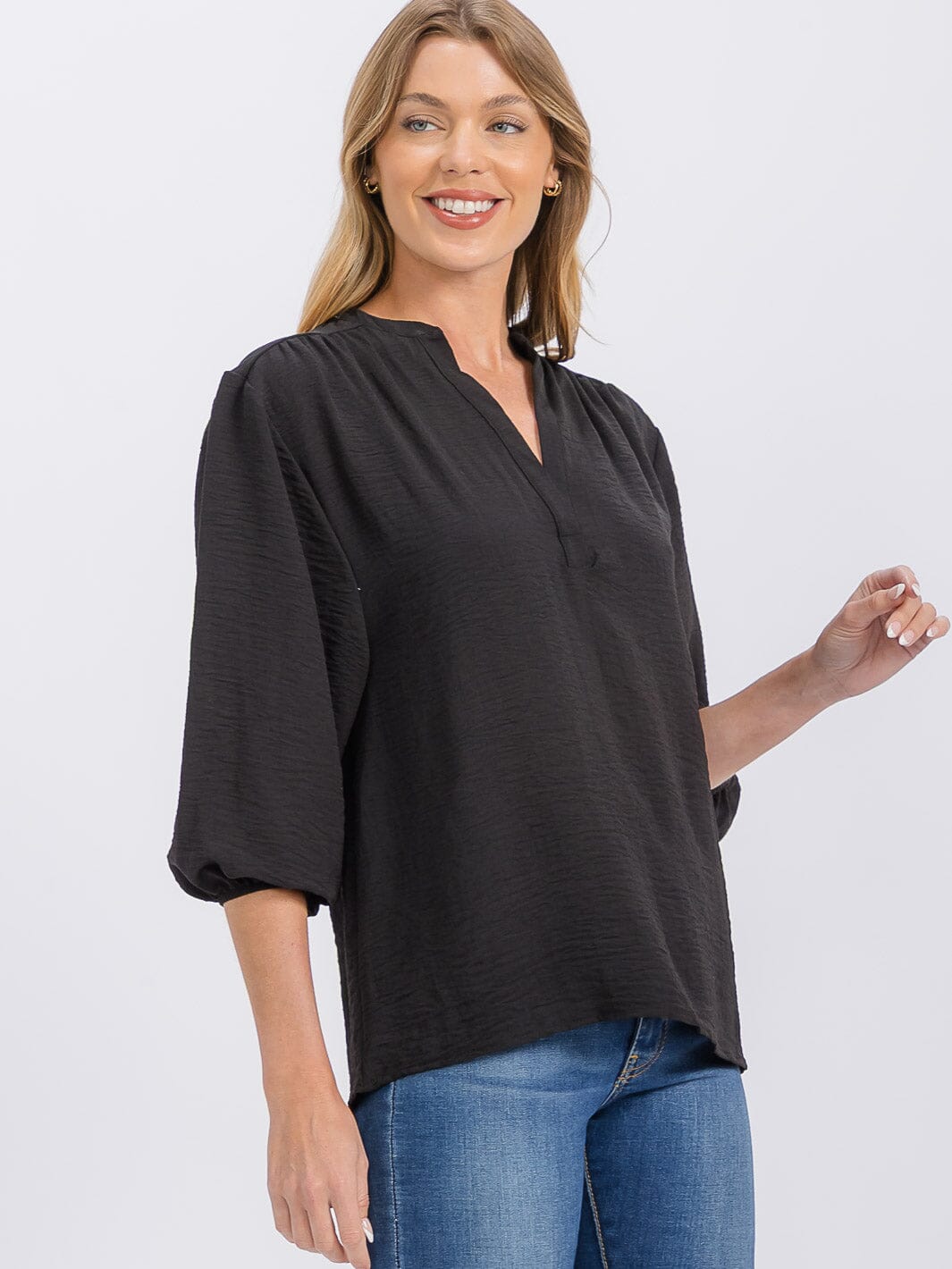 WOMEN'S 3/4 SLEEVE V-NECK HIGH-LOW BLOUSE