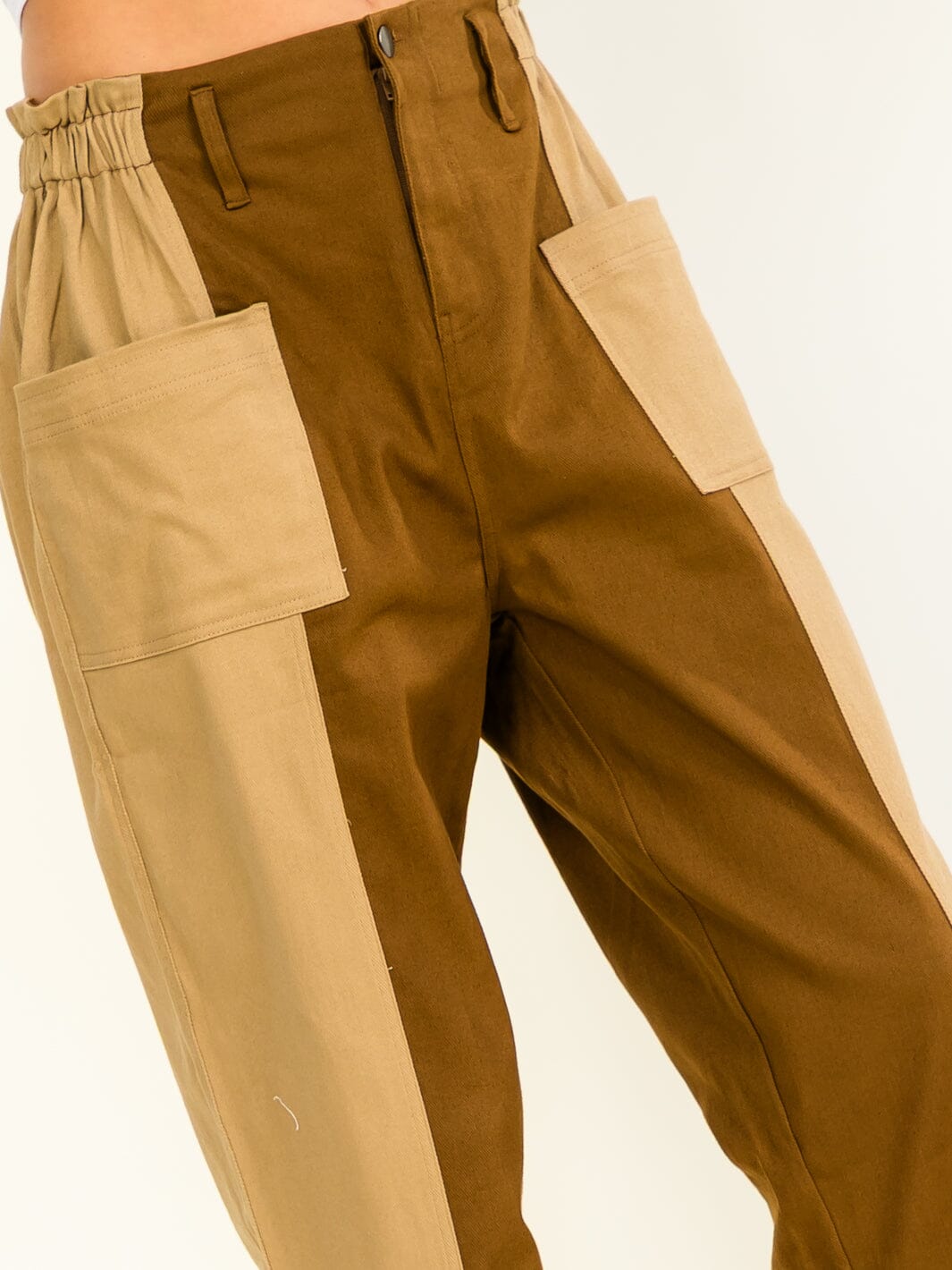 WOMEN'S ELASTIC WAIST BUTTON CLOSURE FRONT POCKETS STRAIGHT DENIM COLORBLOCK PANTS