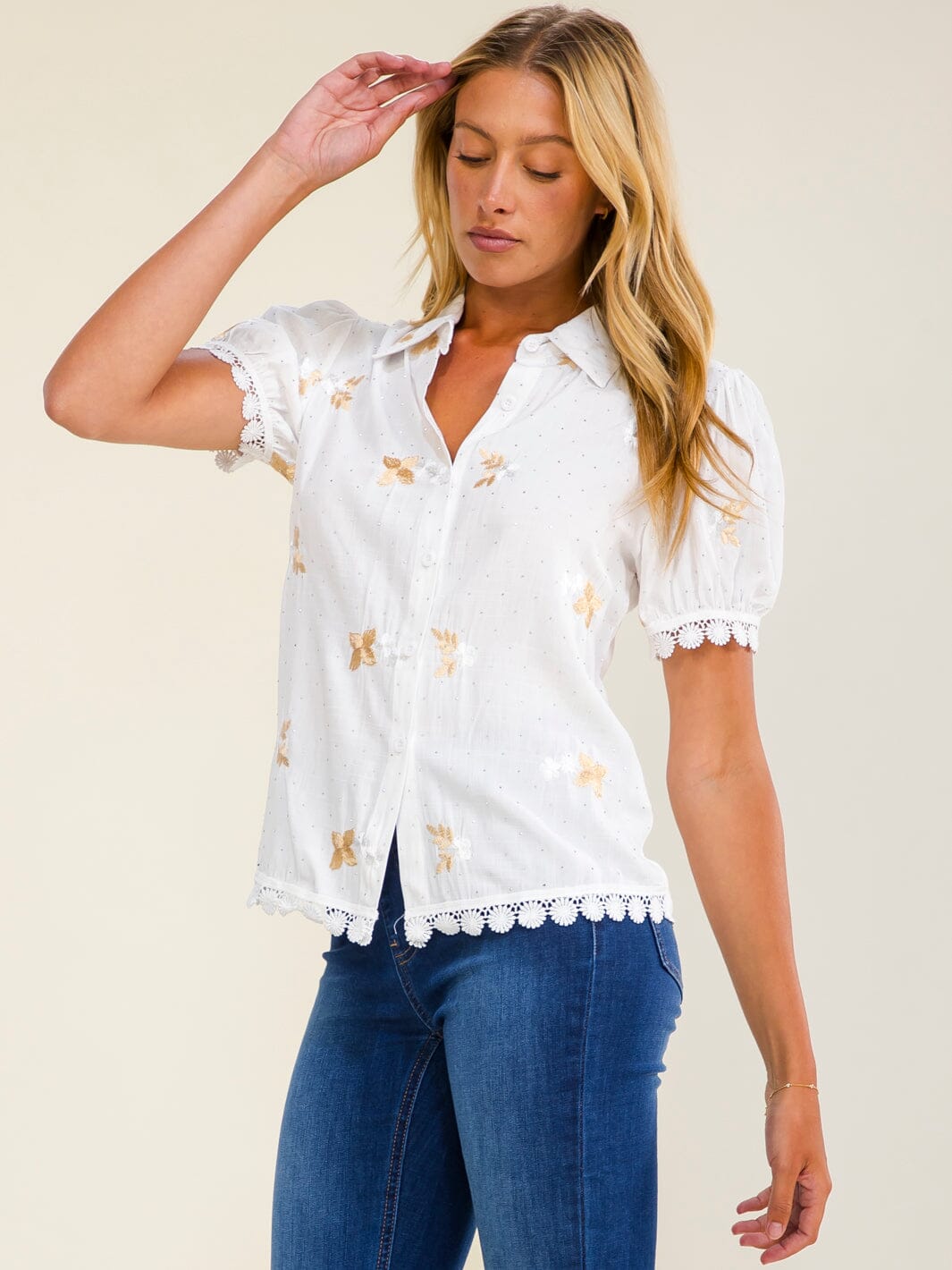 WOMEN'S SHORT SLEEVE BUTTON UP EMBROIDERY TRIM DETAILED BLOUSE