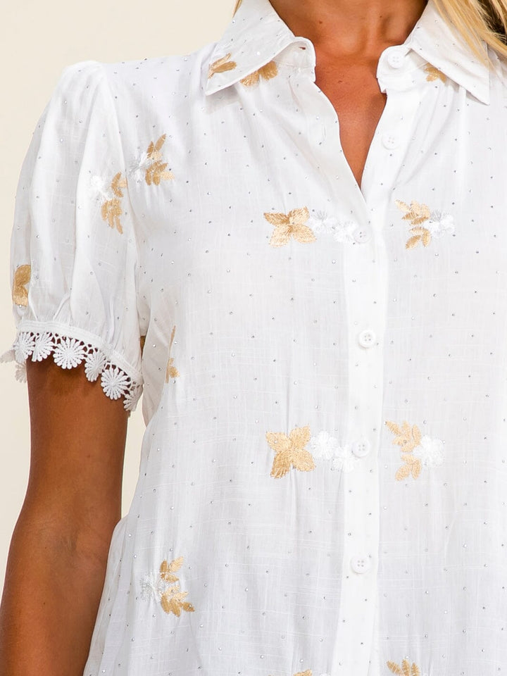 WOMEN'S SHORT SLEEVE BUTTON UP EMBROIDERY TRIM DETAILED BLOUSE