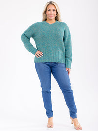 PLUS SIZE LONG SLEEVE PULLOVER SWEATER