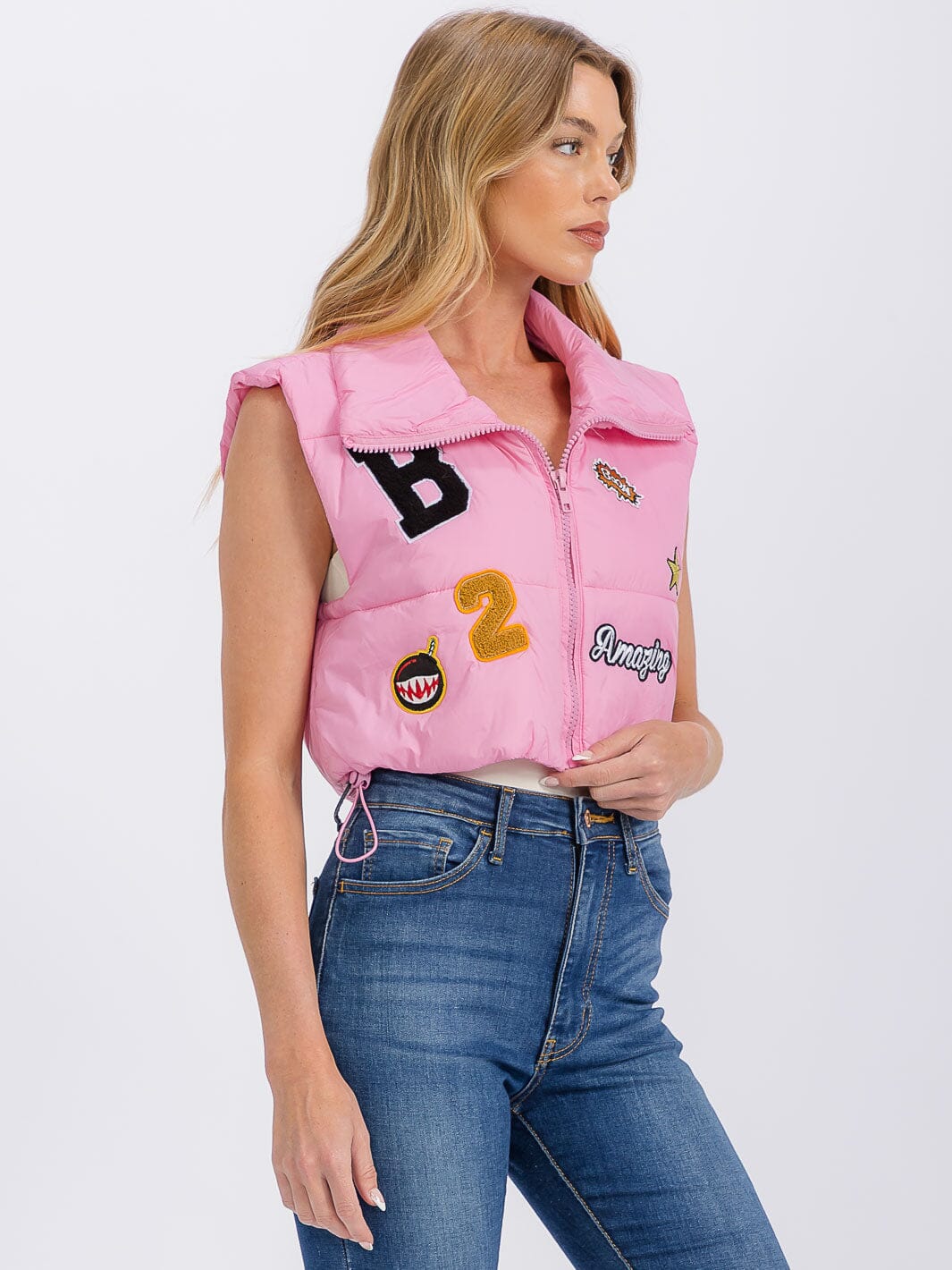 WOMEN'S SLEEVELESS ZIPPER CLOSURE PATCH PUFFER VEST