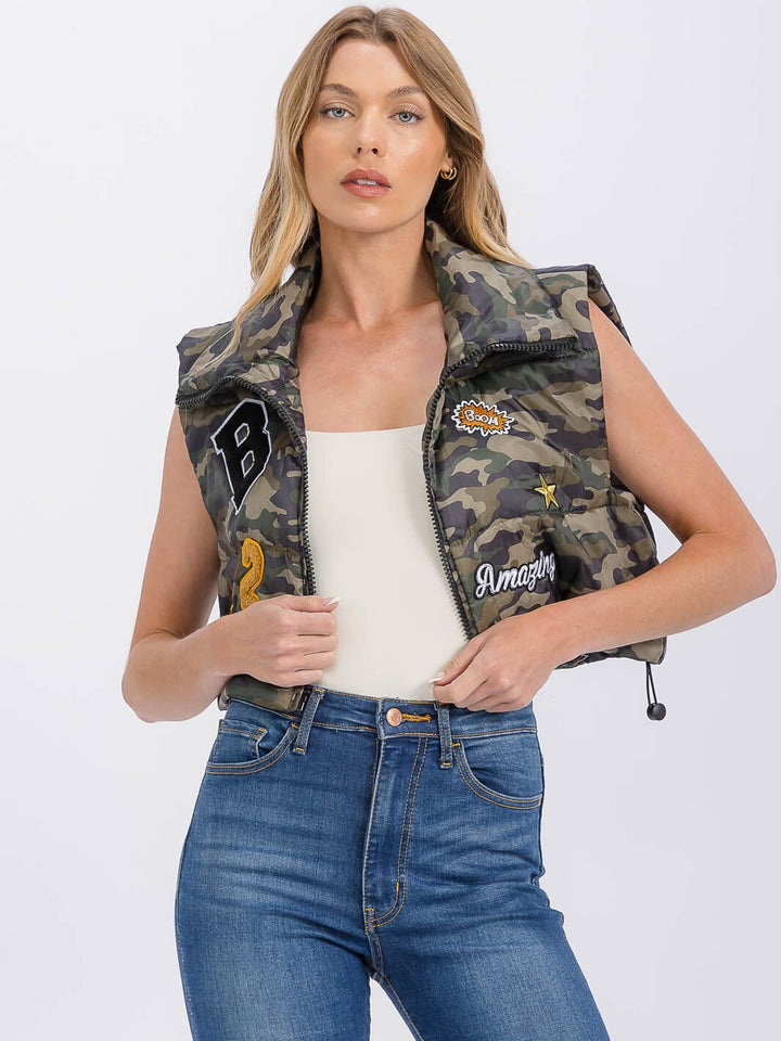 WOMEN'S SLEEVELESS ZIPPER CLOSURE CAMO PRINT PATCH PUFFER VEST