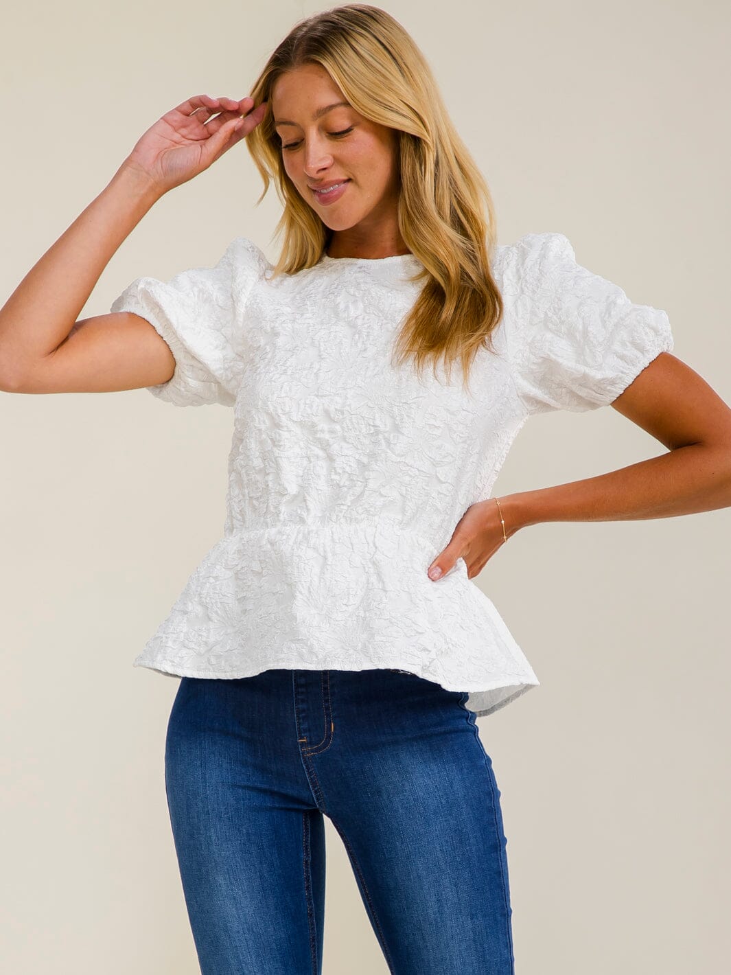 WOMEN'S SHORT PUFF SLEEVE DETAILED PEPLUM BLOUSE
