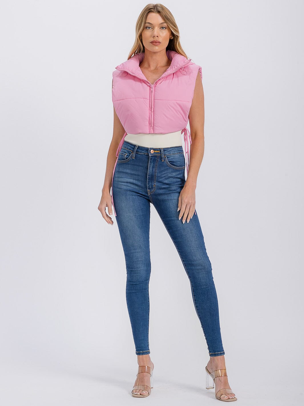 WOMEN'S SLEEVELESS ZIPPER CLOSURE PUFFER HOODED VEST