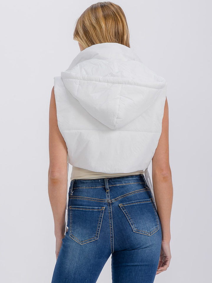 WOMEN'S SLEEVELESS ZIPPER CLOSURE PUFFER HOODED VEST