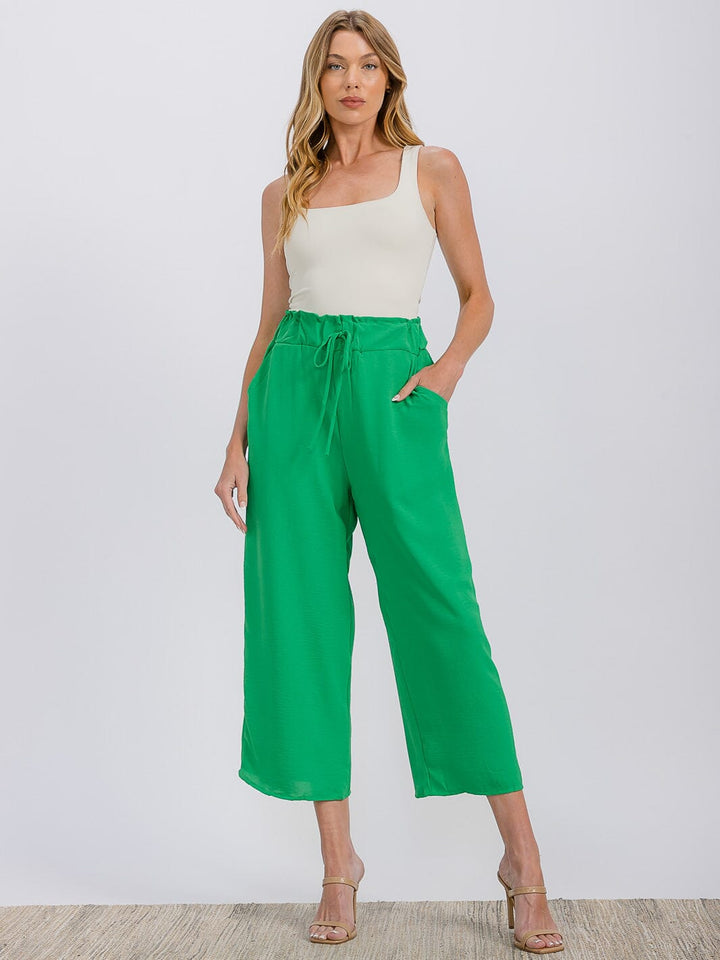 WOMEN'S ELASTIC WAIST FRONT POCKETS WIDE LEG CAPRI PANTS