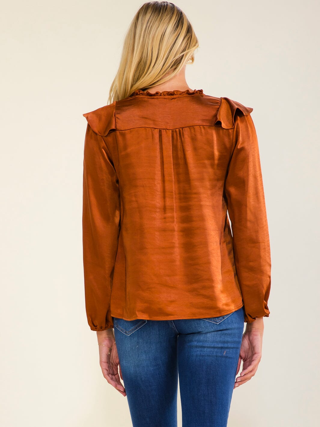 WOMEN'S LONG SLEEVE V-NECK RUFFLE BLOUSE