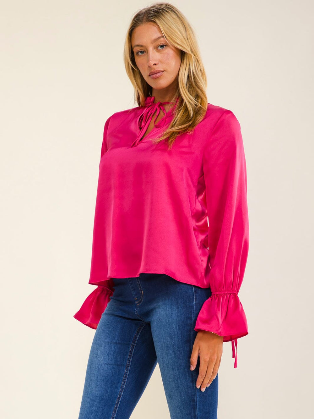 WOMEN'S LONG SLEEVE V-NECK BLOUSE