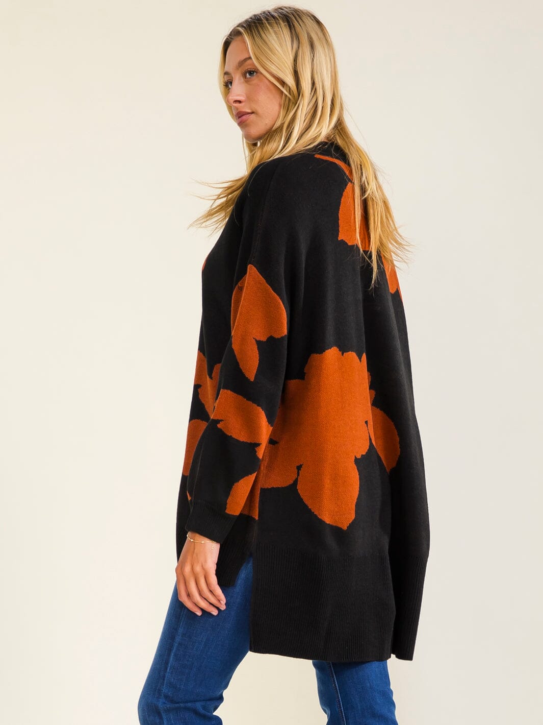 WOMEN'S LONG SLEEVE HIGH-LOW OVERSIZED FLORAL PULLOVER SWEATER