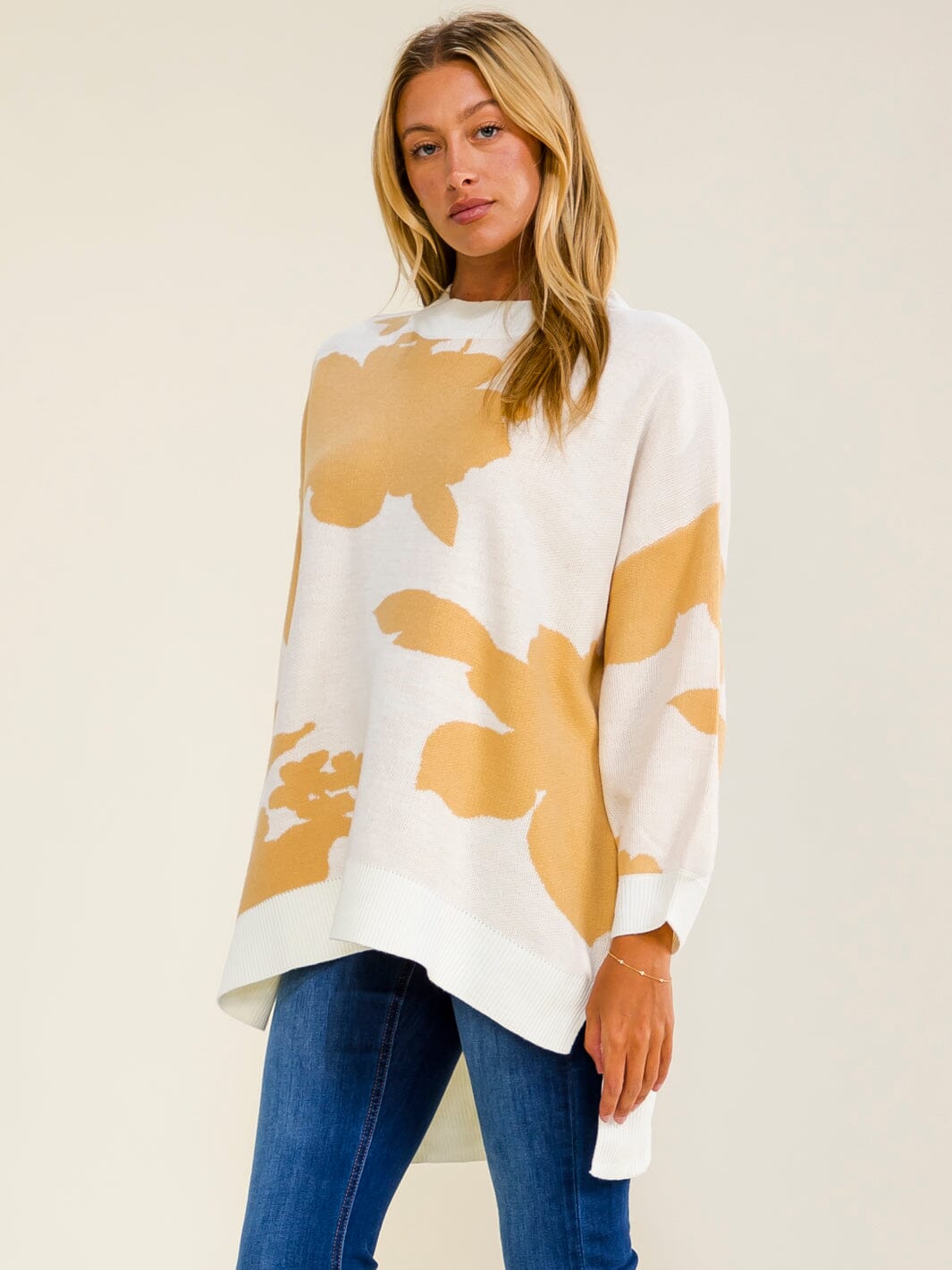 WOMEN'S LONG SLEEVE HIGH-LOW OVERSIZED FLORAL PULLOVER SWEATER