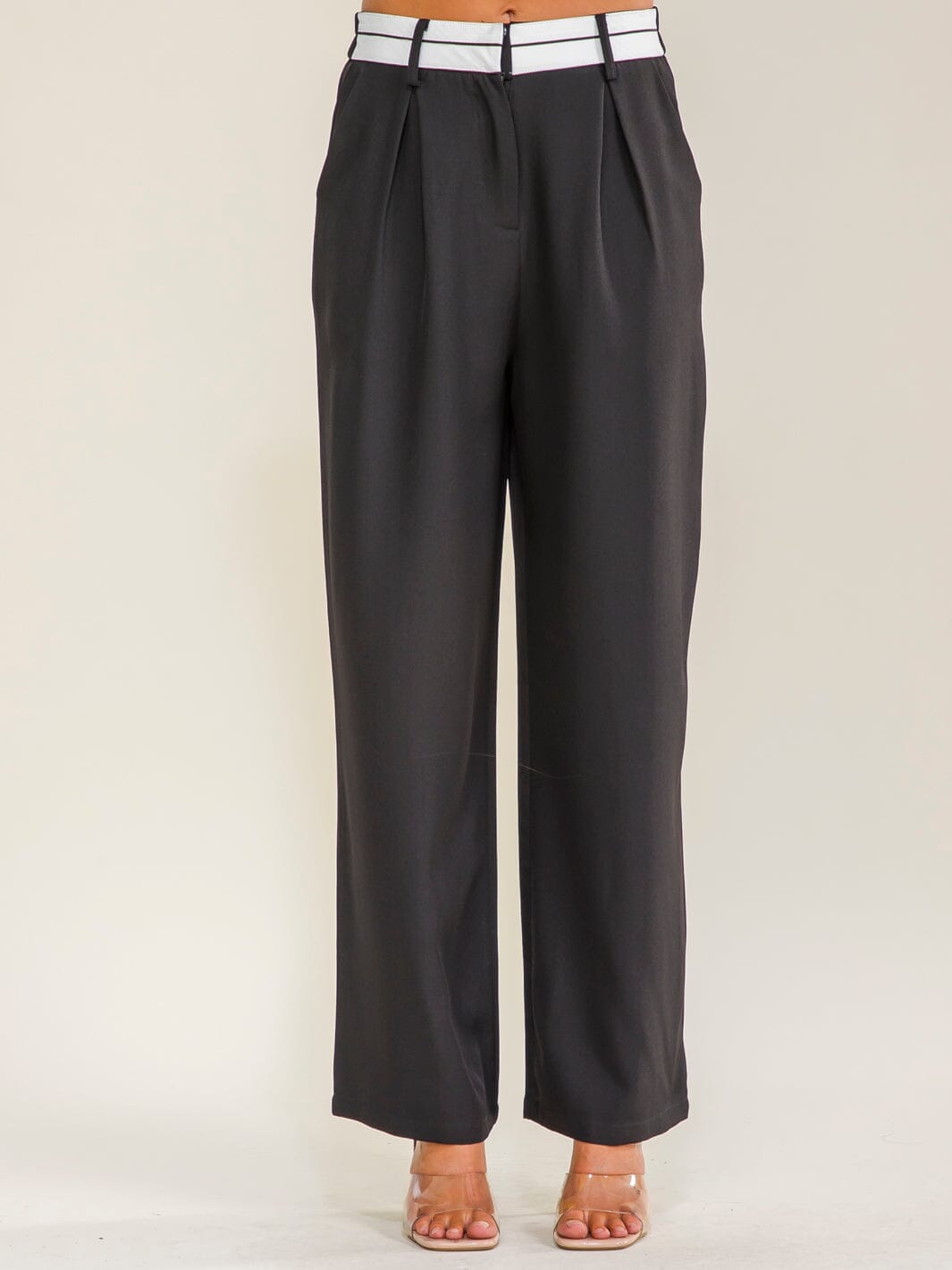 WOMEN'S ELASTIC WAIST BUTTON CLOSURE FRONT POCKETS STRAIGHT LEGS PANTS