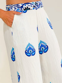 WOMEN'S ELASTIC WAIST FRONT POCKETS WIDE LEG MULTI PRINT PANTS