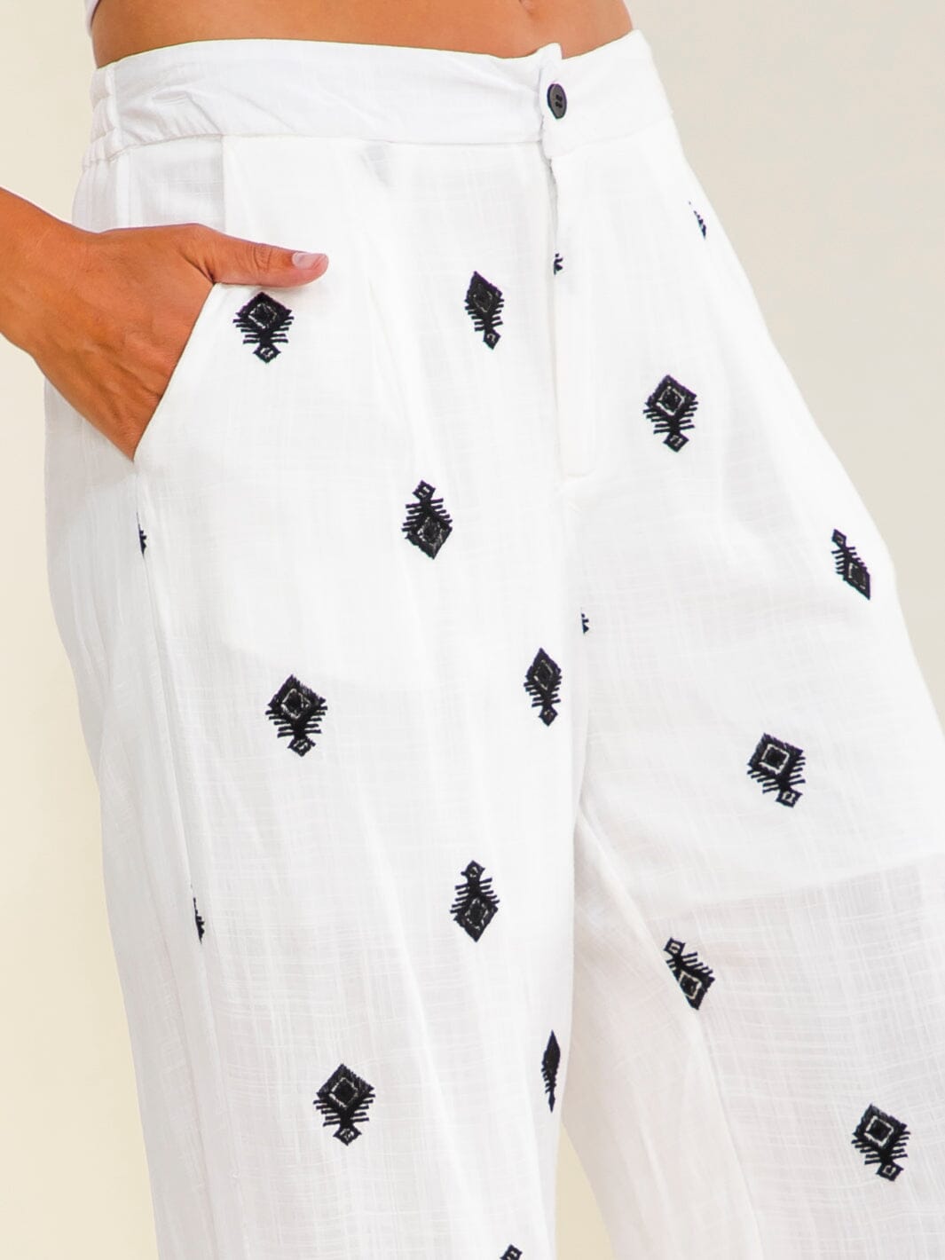 WOMEN'S ELASTIC WAIST BUTTON CLOSURE FRONT POCKETS WIDE LEG EMBROIDERY PANTS