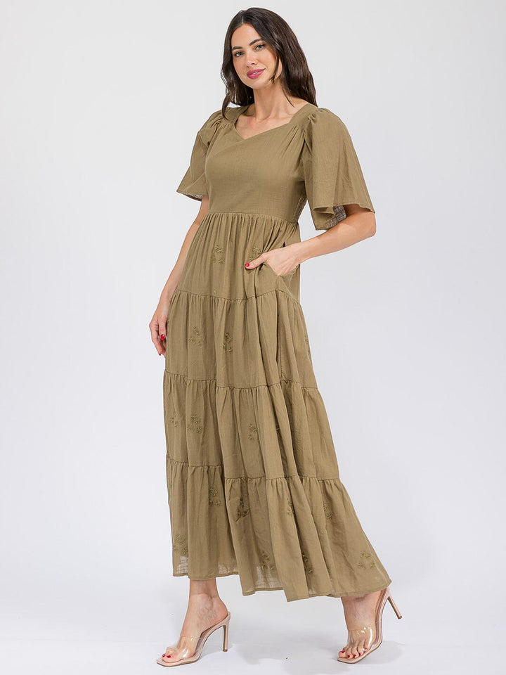 WOMEN'S SHORT SLEEVE FRONT POCKETS TIERED EMBROIDERY FLOWERS MAXI DRESS