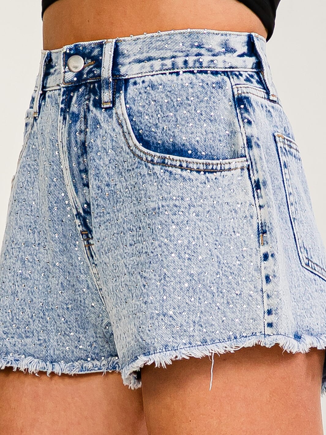 WOMEN'S BUTTON CLOSURE POCKETS RHINESTONES RAW EDGE DENIM MINI SHORTS