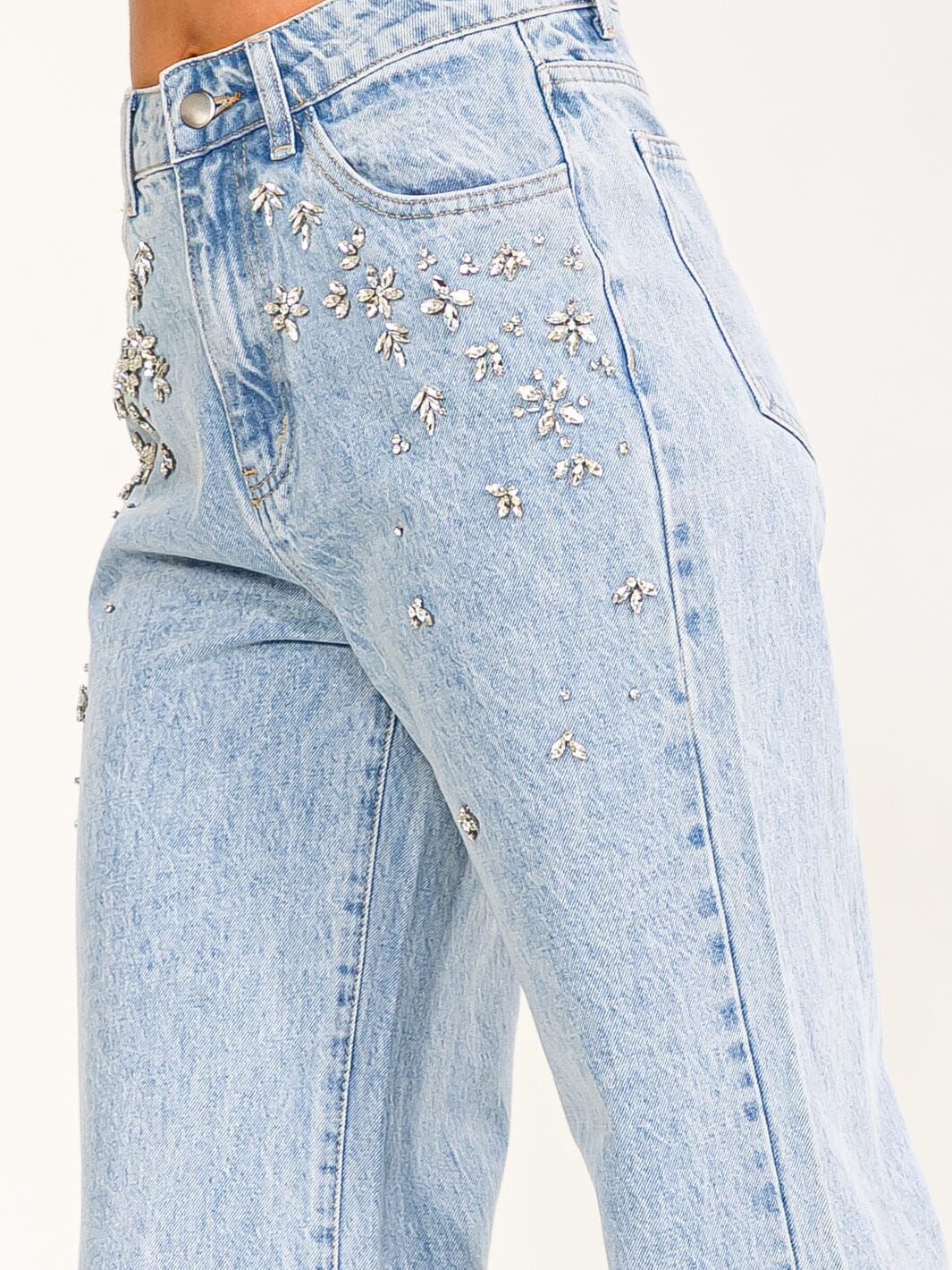 WOMEN'S BUTTON CLOSURE STUDS FLOWERS WIDE LEG DENIM PANTS