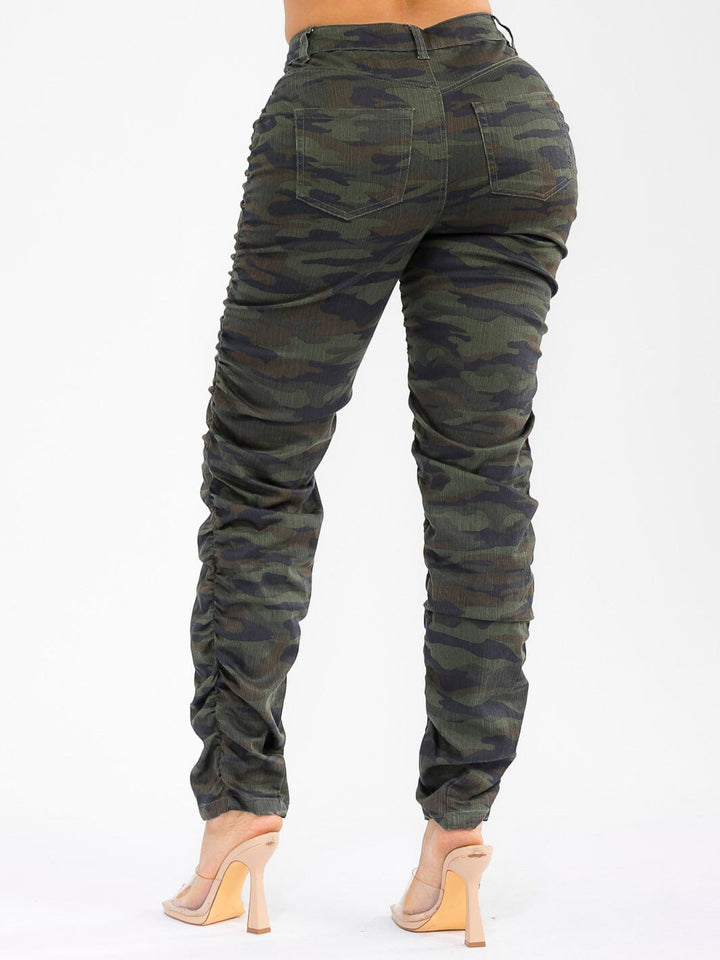 WOMEN'S BUTTON CLOSURE POCKETS RUCHED STRETCH CAMO PRINT SKINNY PANTS