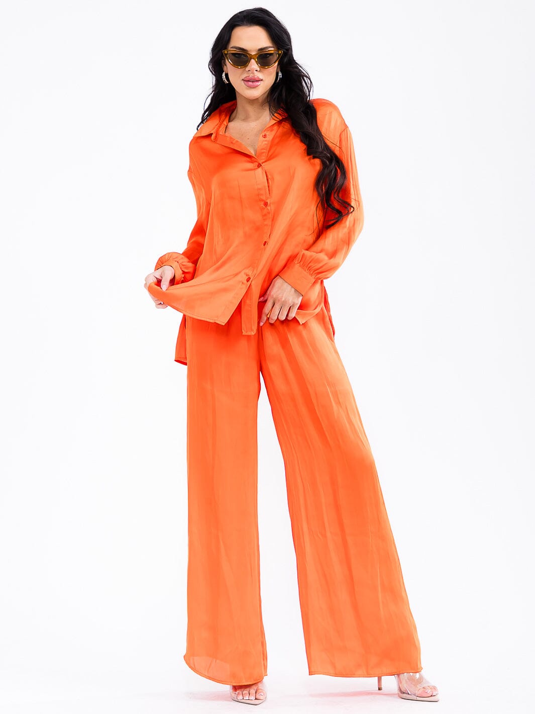 WOMEN'S LONG SLEEVE BUTTON UP BLOUSE