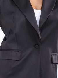 WOMEN'S LONG SLEEVE FRONT POCKETS BUTTON CLOSURE BLAZER