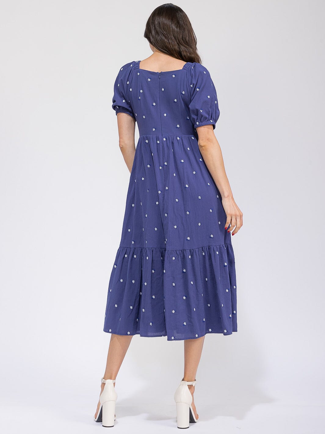WOMEN'S SHORT SLEEVE SQUARE NECK FRONT POCKETS EMBROIDERY FLOWERS MAXI DRESS