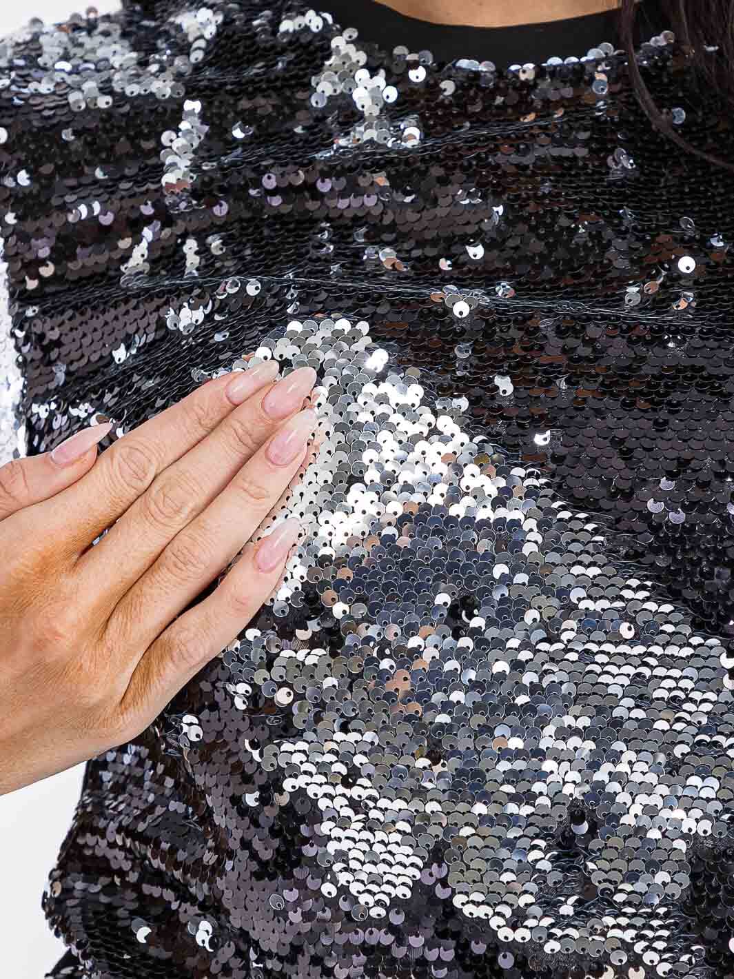 WOMEN'S SHORT SLEEVE MULTI SEQUINS BLOUSE