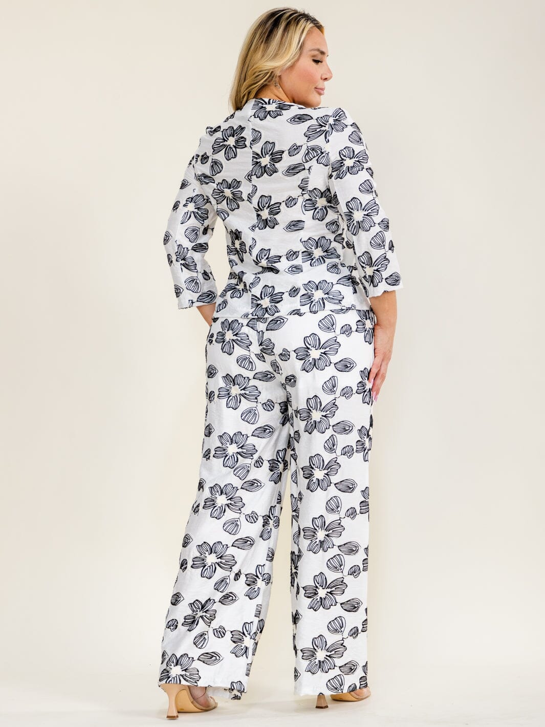 PLUS SIZE 3/4 SLEEVE BUTTON UP BLOUSE & ELASTIC WAIST POCKETS PANTS FLORAL EMBROIDERY 2PC. SET