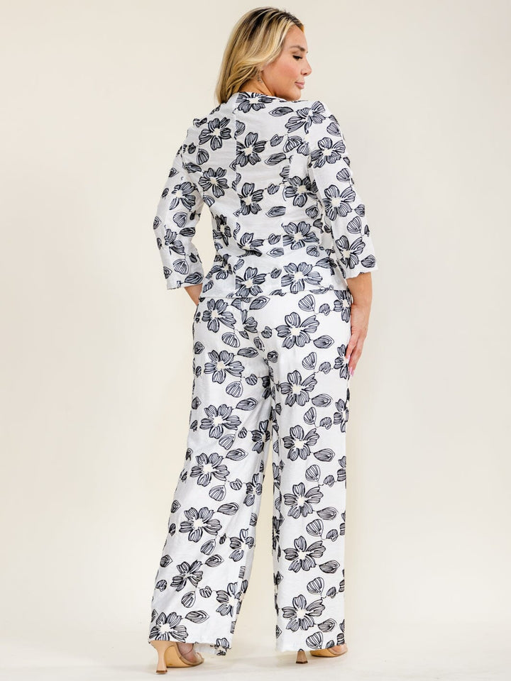 PLUS SIZE 3/4 SLEEVE BUTTON UP BLOUSE & ELASTIC WAIST POCKETS PANTS FLORAL EMBROIDERY 2PC. SET