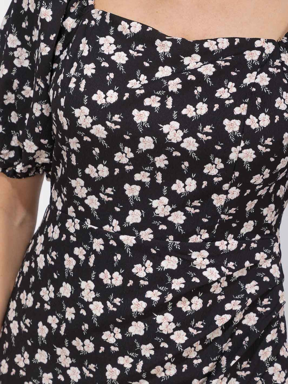 WOMEN'S SHORT SLEEVE FRONT POCKETS SURPLICE FLORAL MAXI DRESS
