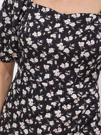 WOMEN'S SHORT SLEEVE FRONT POCKETS SURPLICE FLORAL MAXI DRESS