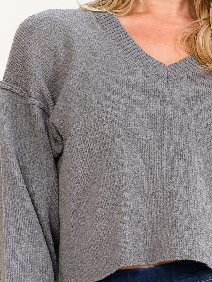 WOMEN'S LONG SLEEVE V-NECK PULLOVER SWEATER
