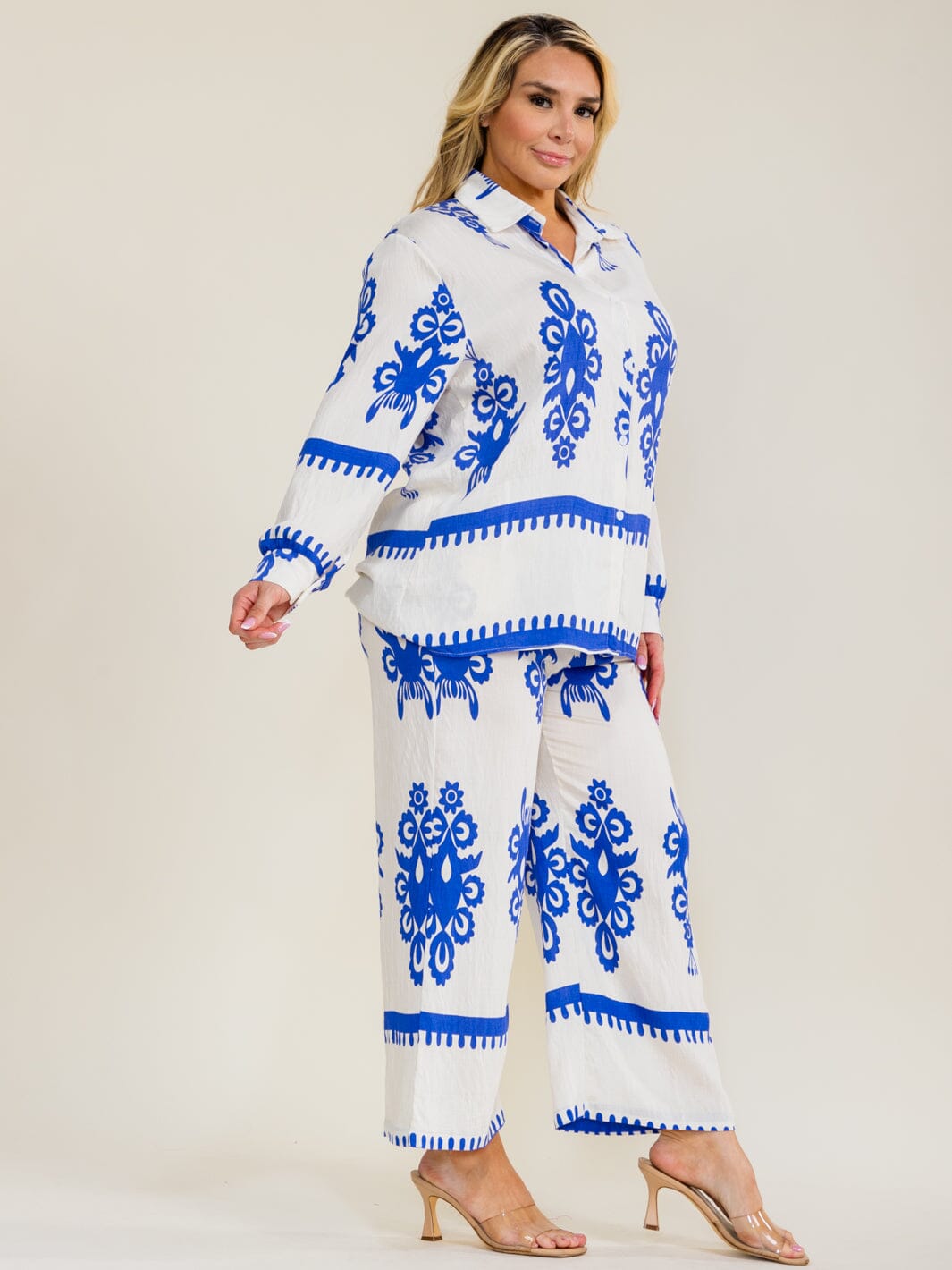 PLUS SIZE LONG SLEEVE V-NECK BLOUSE & ELASTIC WAIST POCKETS PANTS MULTI PRINT 2PC. SET