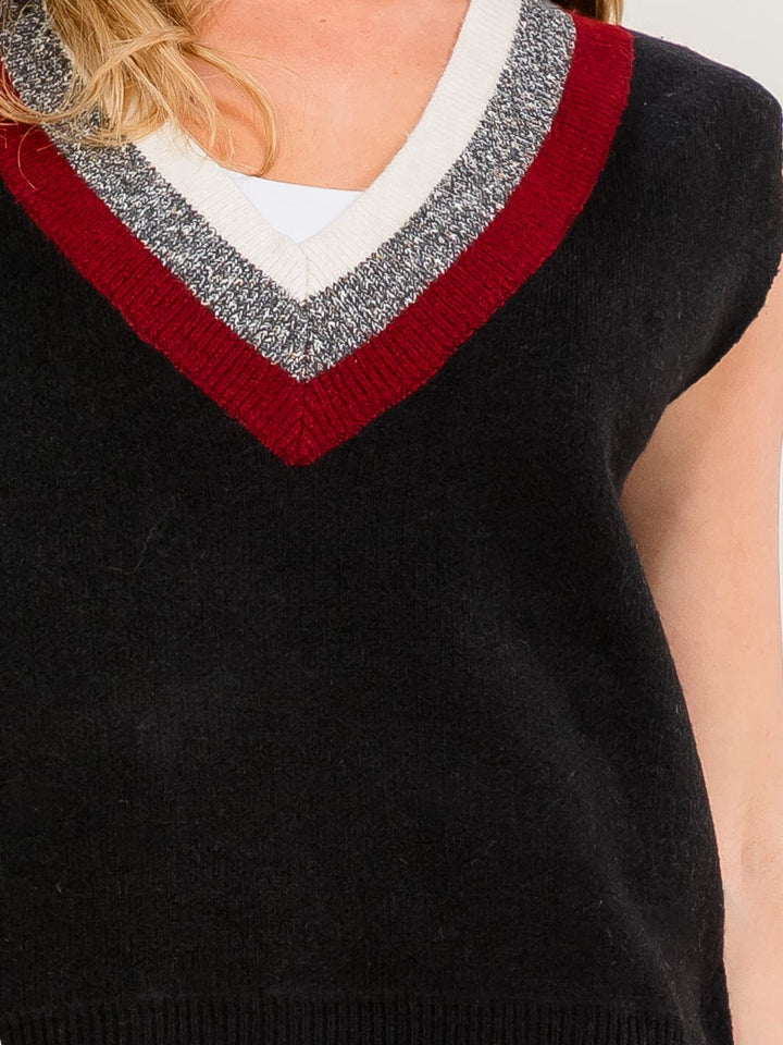 WOMEN'S SLEEVELESS V-NECK SWEATER TOP