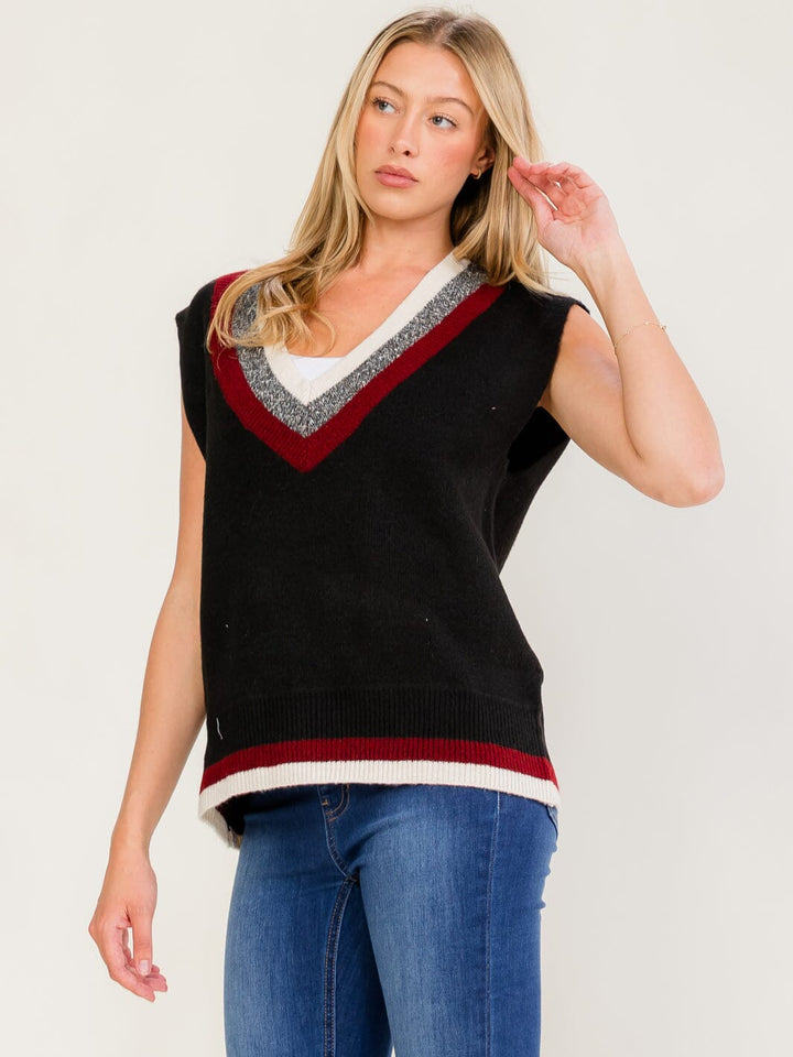 WOMEN'S SLEEVELESS V-NECK SWEATER TOP