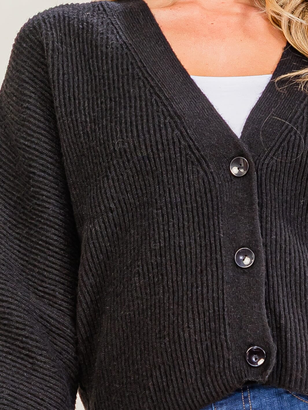 WOMEN'S LONG SLEEVE V-NECK BUTTON UP KNIT SWEATER