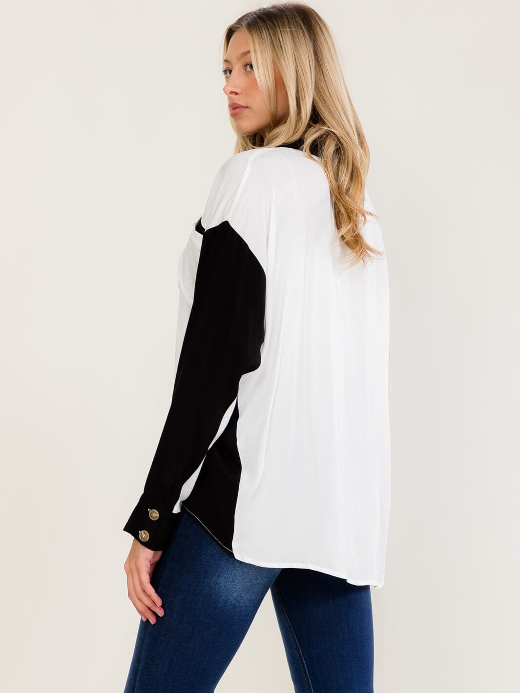 WOMEN'S LONG SLEEVE BUTTON UP FRONT POCKET COLORBLOCK BLOUSE
