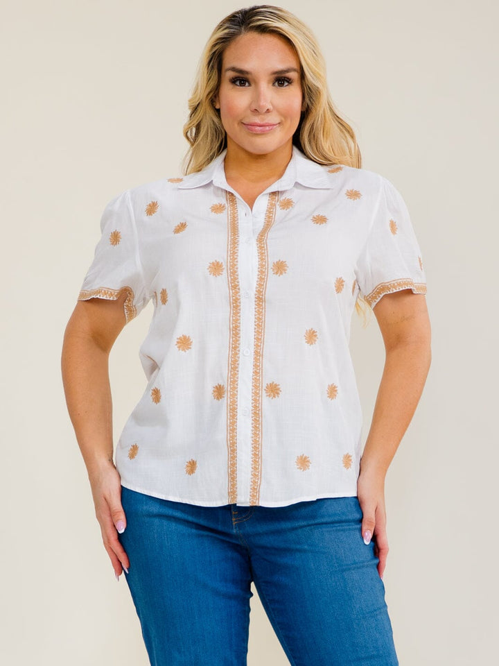 PLUS SIZE SHORT SLEEVE V-NECK BUTTON UP EMBROIDERY TRIM DETAILED BLOUSE