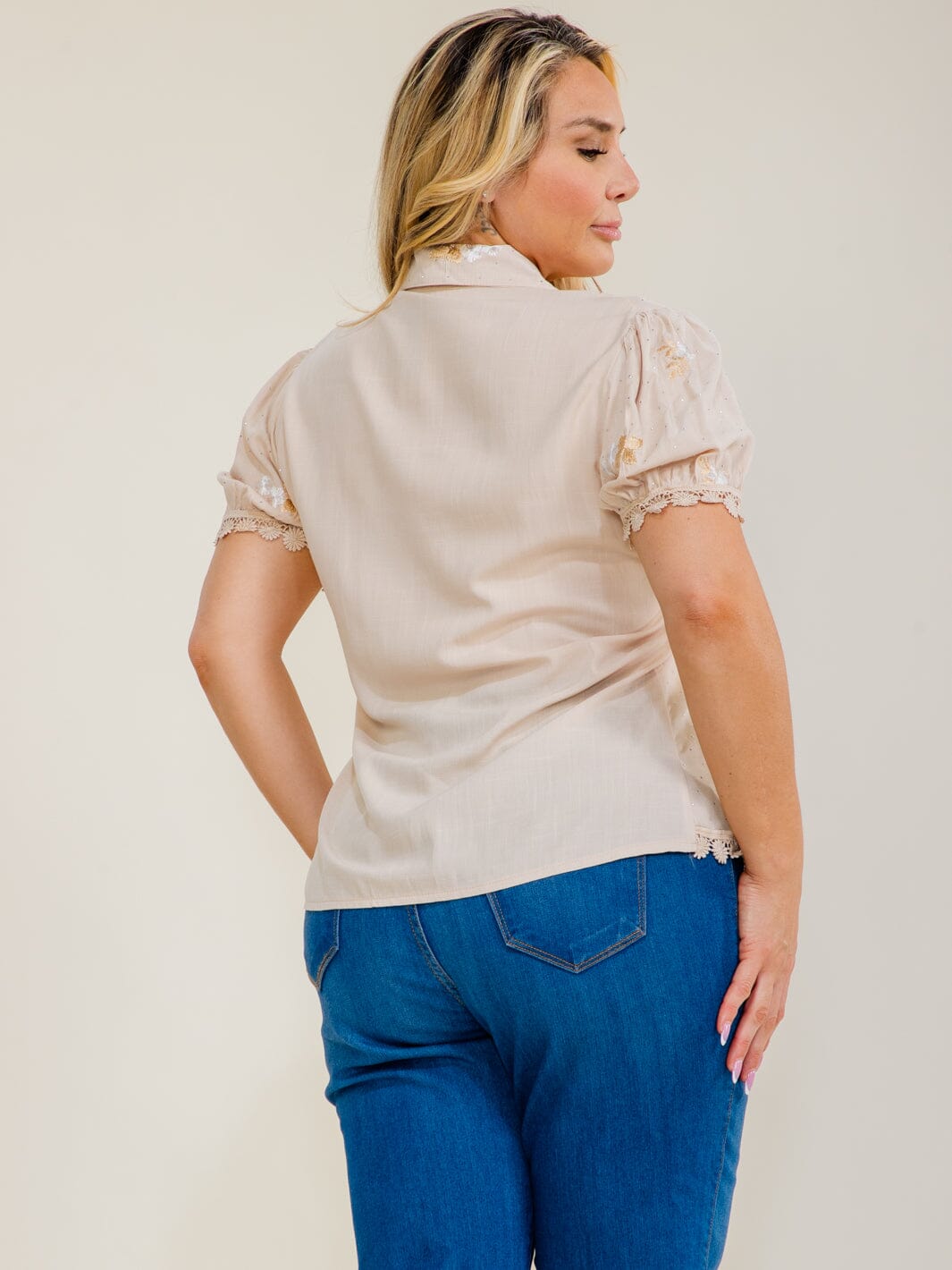 PLUS SIZE SHORT SLEEVE BUTTON UP EMBROIDERY RHINESTONES TRIM DETAILED BLOUSE